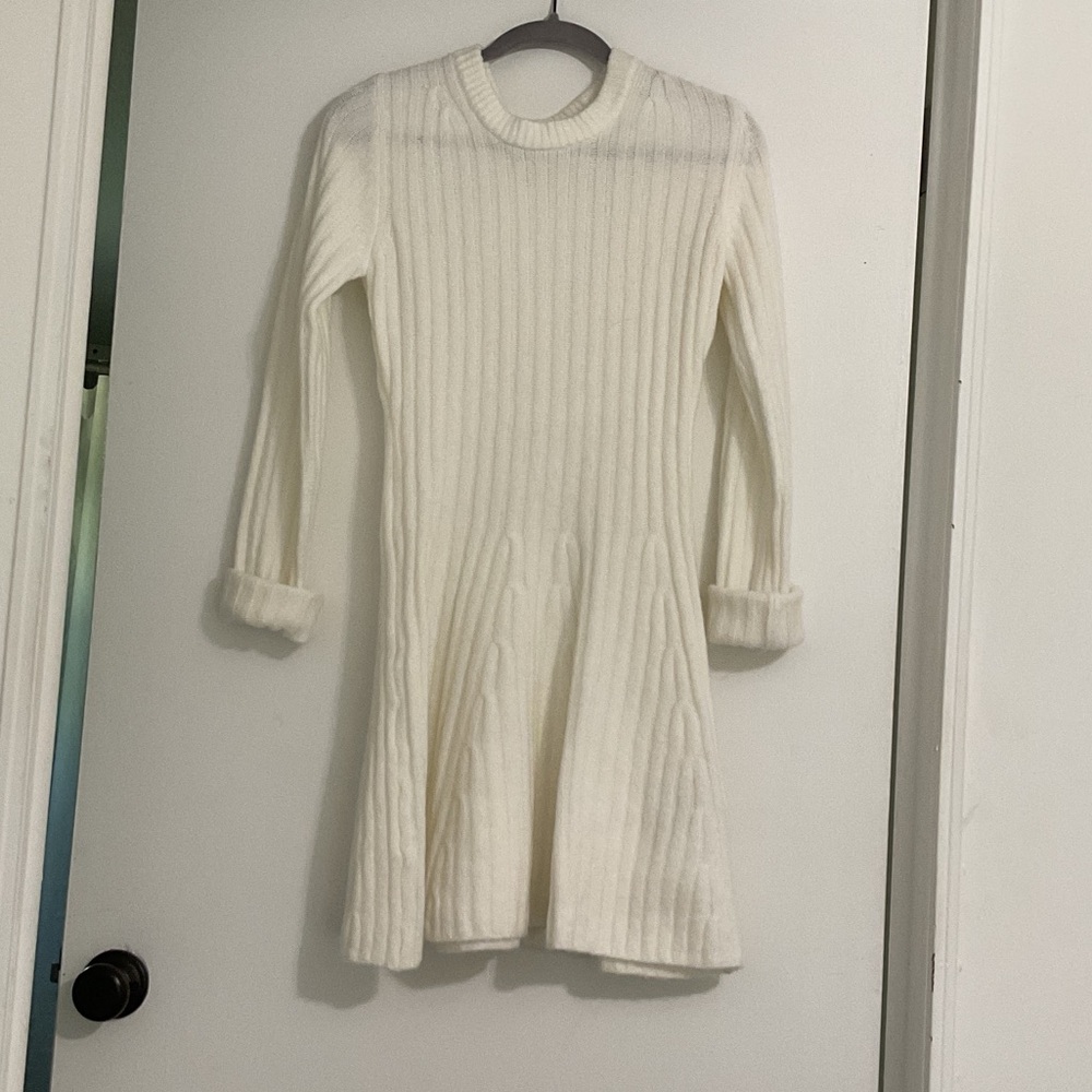 H&M Cream Ribbed Knit Sweater